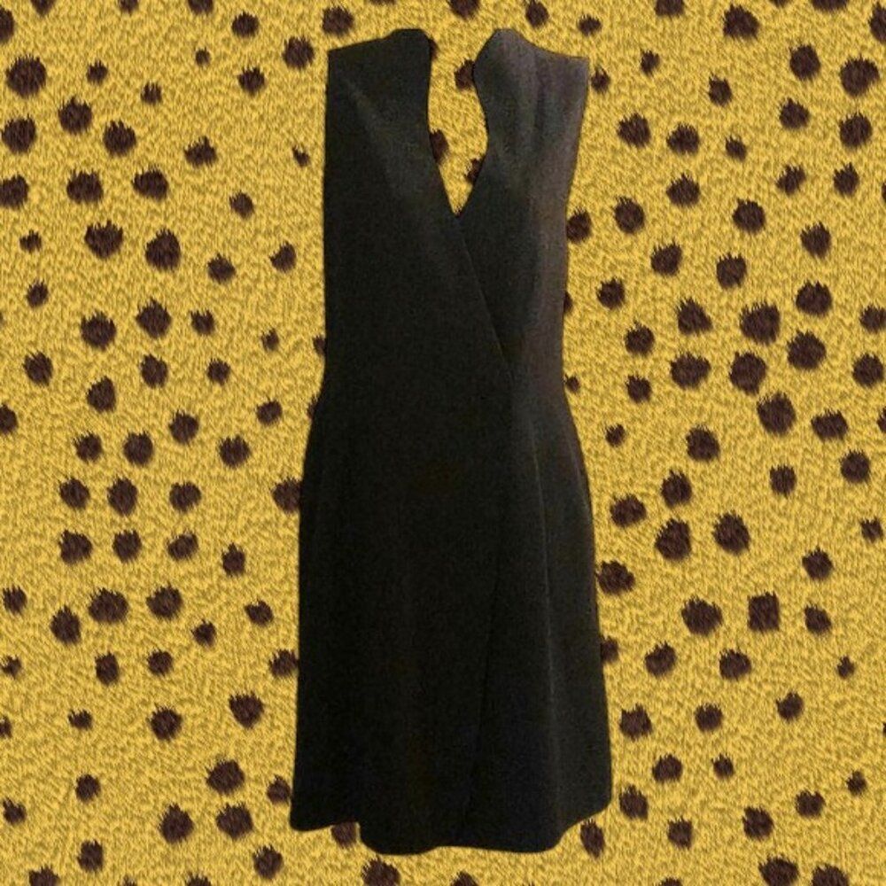 Coat Style Black Dress Size 12P Keyhole Shaped Deep Neckline
